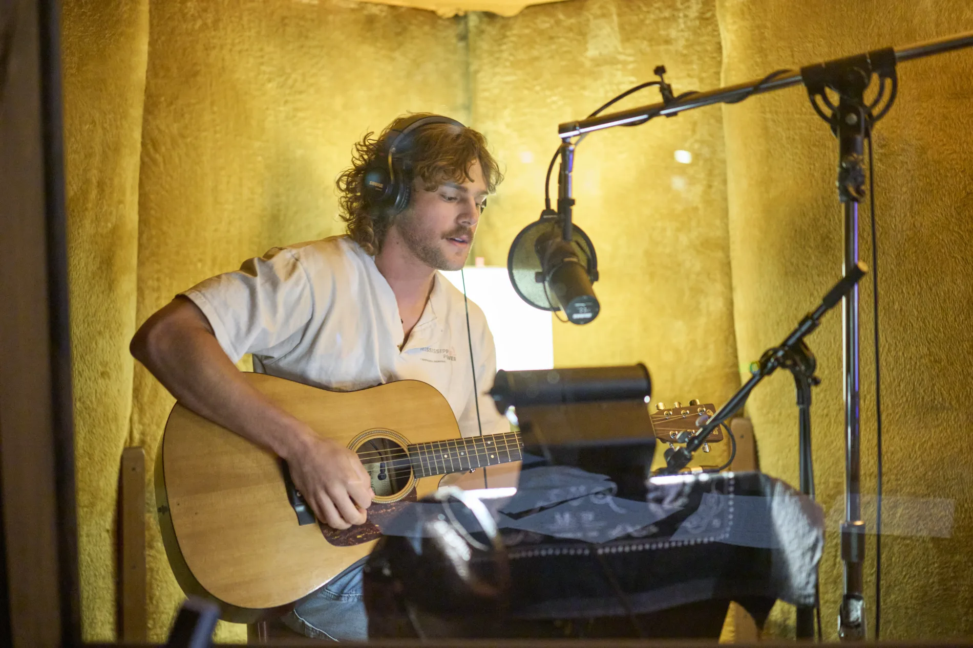 Ben Bates recording at Capricorn Studios